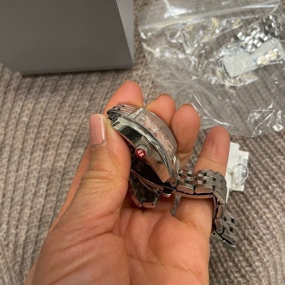 💯% authentic Michele diamond watch - Picture 7 of 8
